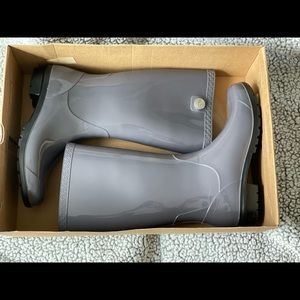 UGG Shaye Rainboots